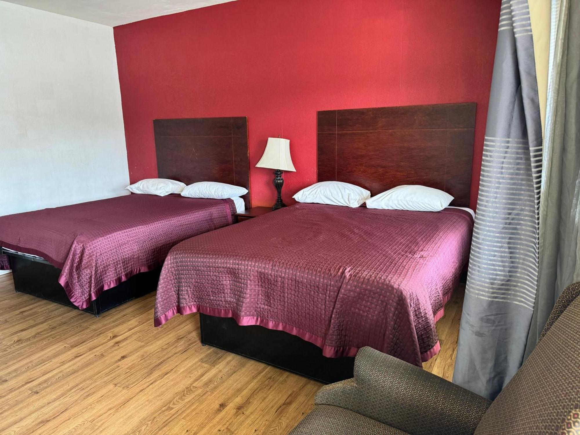 Travel Inn By Oyo Danville Us-29 Экстерьер фото